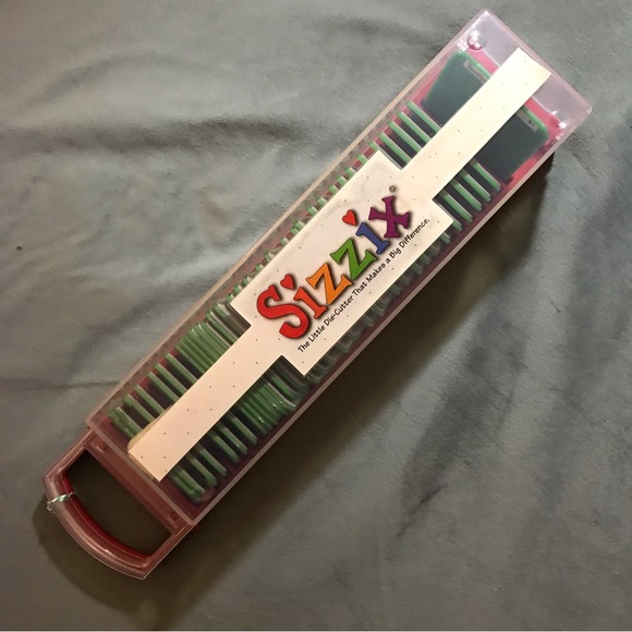 Sizzix sizzlits 35-die PLAYGROUND alphabet dies w/storage case - Picture 8 of 10